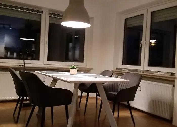 Moderne In Perfekter Lage 拉恩河畔林堡